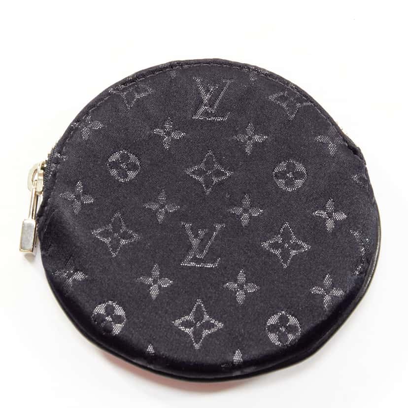 Louis Vuitton Apple Coin Pouch Black Very good condition - Back View