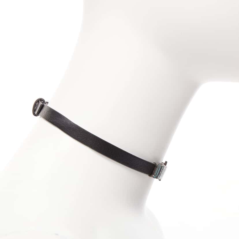 Dior Marble Star Choker Black Metal Very good condition - Model View