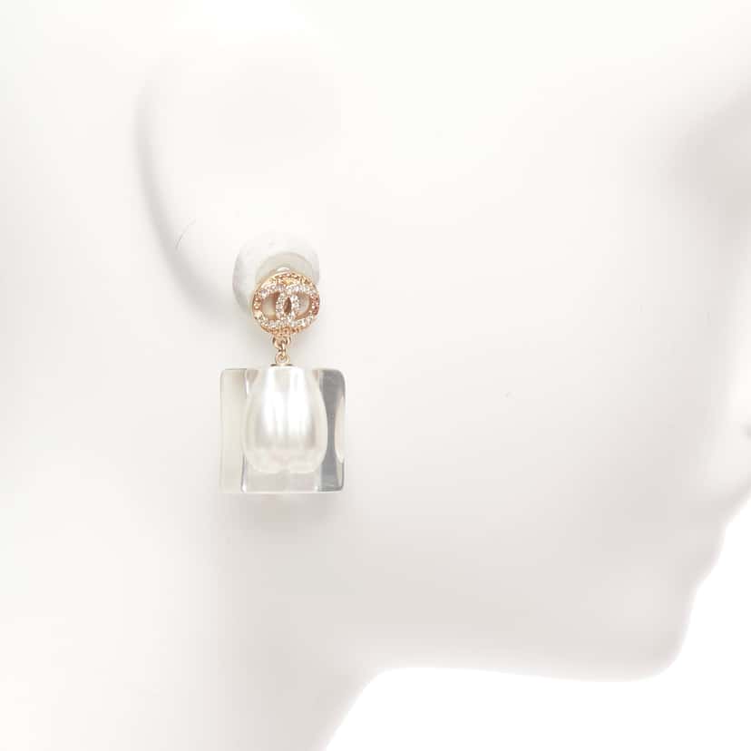 Chanel Encased Pearl Earrings White Pearl Never worn - Model View