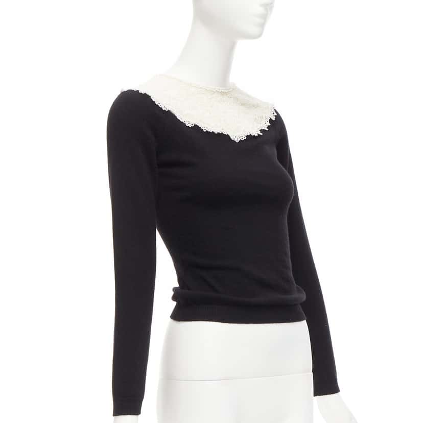 Valentino Garavani Beaded Lace Sweater Beige Wool Never worn - Inside View