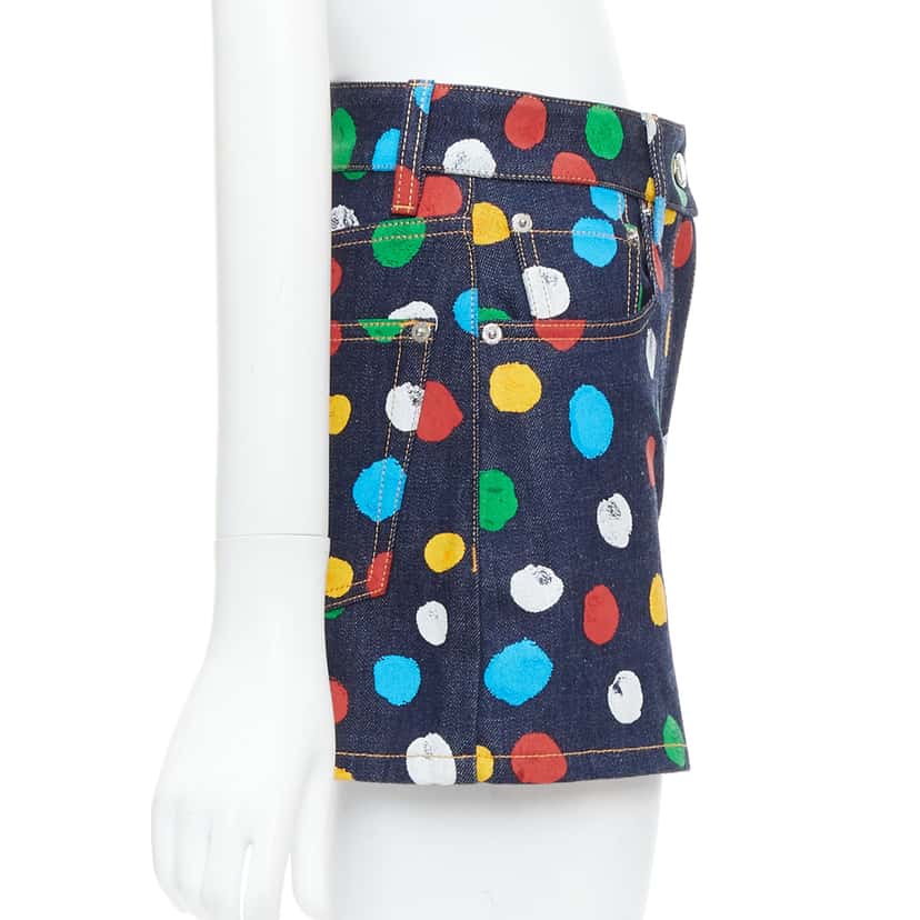 Louis Vuitton Logo Patch Shorts Blue Cotton Never worn - Model View
