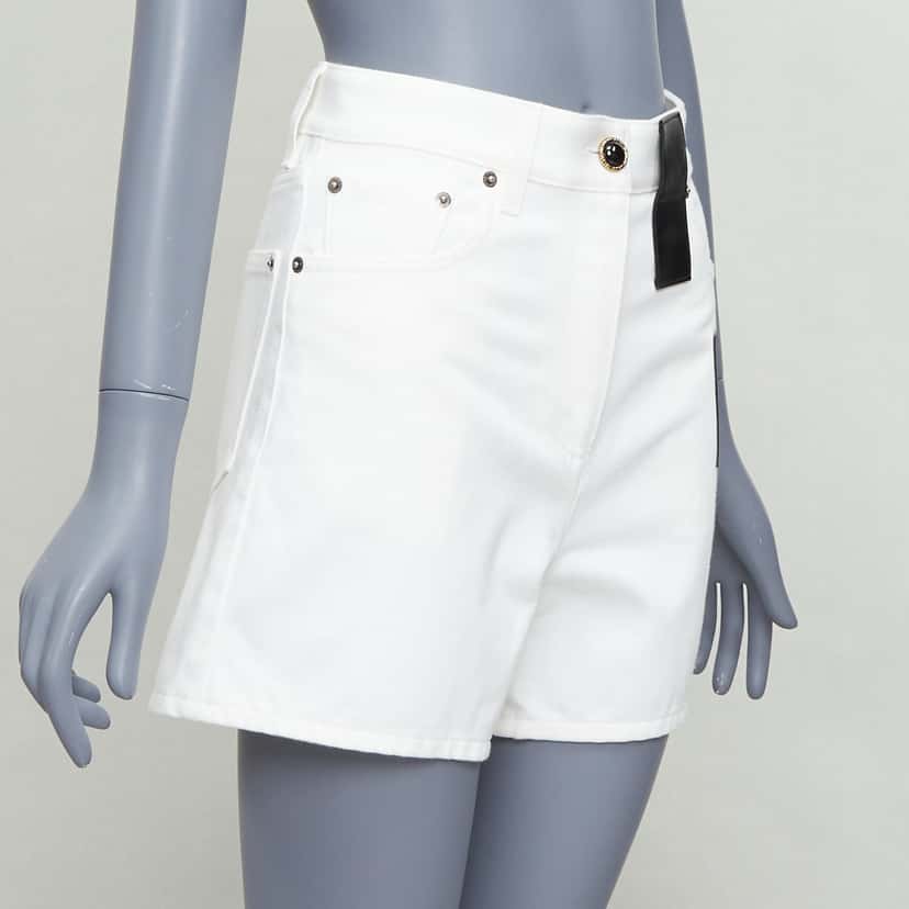 Louis Vuitton Accent Denim Shorts White Very good condition - Inside View