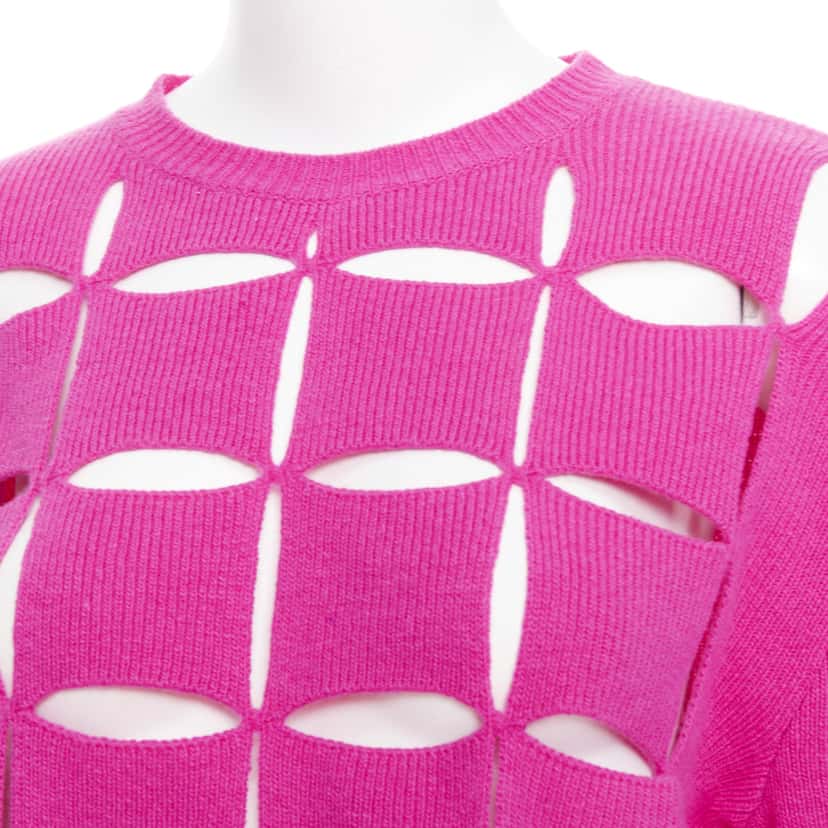 Valentino Garavani Cutout Crop Sweater Pink Wool Very good condition - Back View