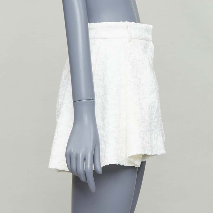 The Mannei Floral Flare Shorts Beige Cotton Very good condition - Model View