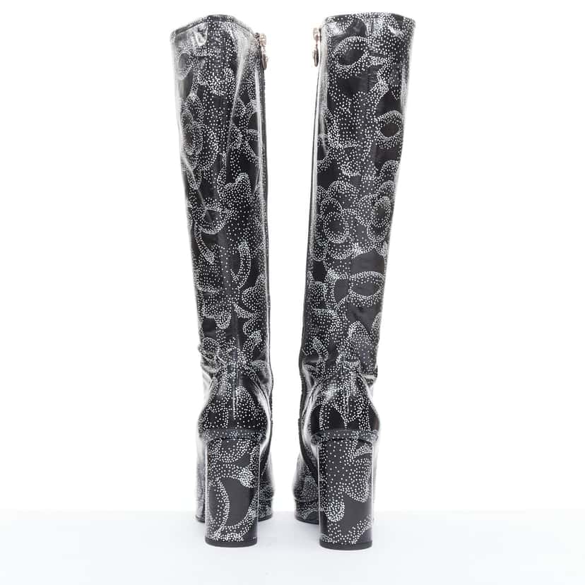 Chanel Monogram Bronze Rain Boots Black Leather Very good condition - Model View