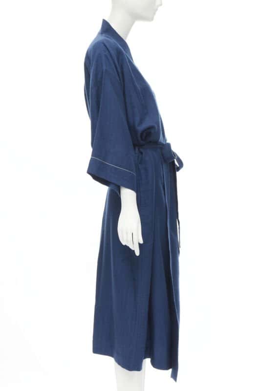 Hermès Cashmere Suede Belted Robe Blue Cashmere Never worn - Model View