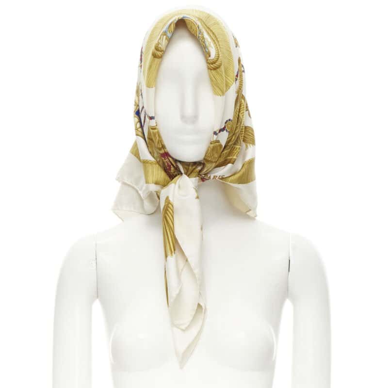 Hermès Poste Print Scarf White Silk Very good condition - Front View