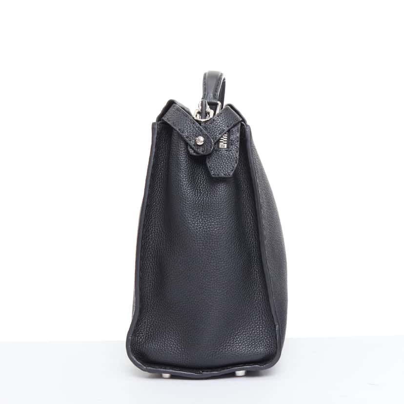 Fendi Peekaboo Black Leather Good condition - Model View