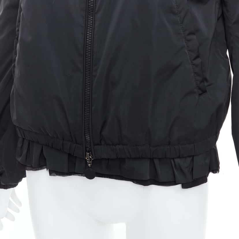 Moncler G32-003 Black Very good condition - Back View