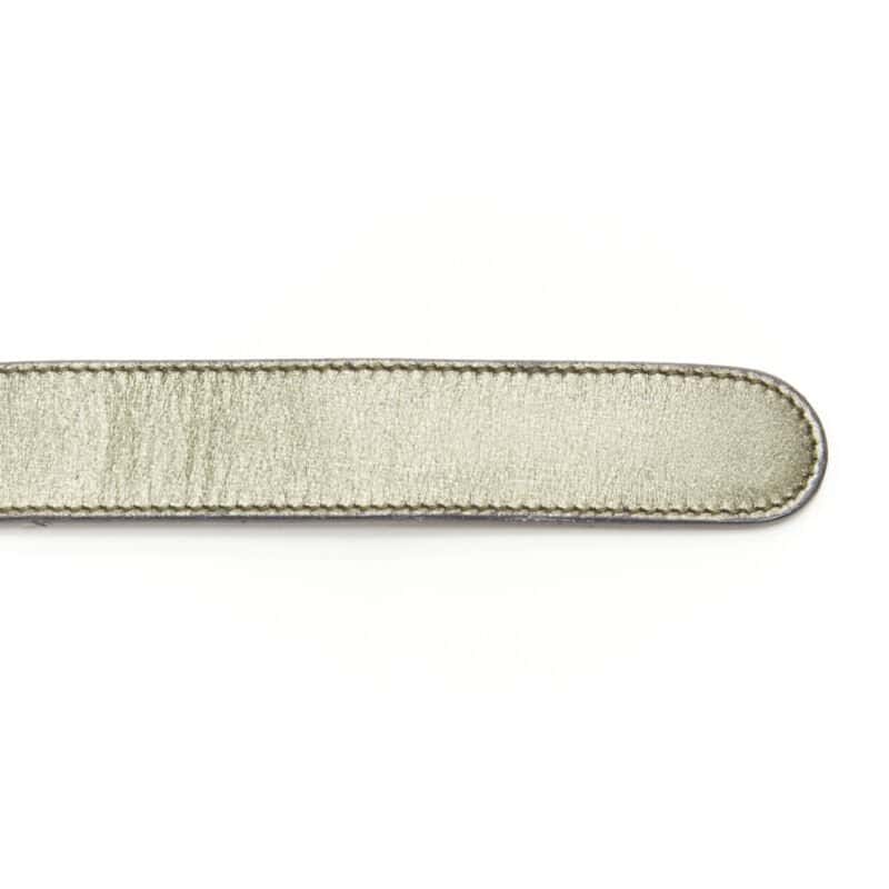 Gucci Hammered Buckle Leather Belt Gold Leather Very good condition - Model View