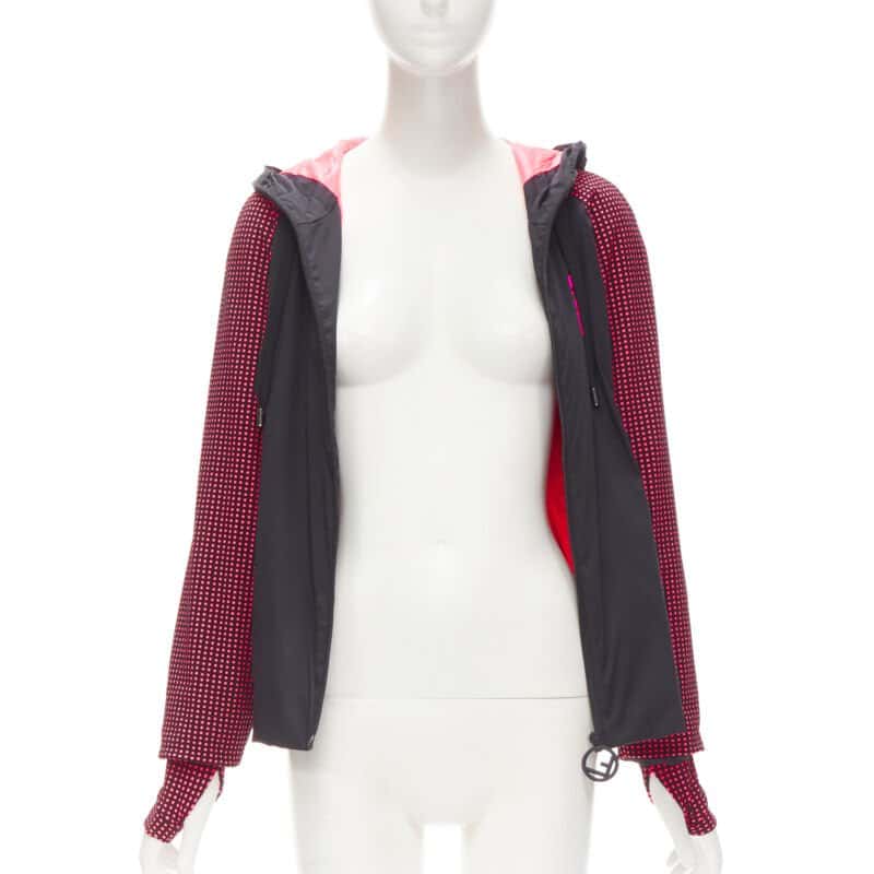 Fendi Black Pink Nylon Jacket Black Very good condition - Inside View