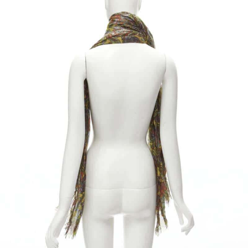 Louis Vuitton Paisley Scarf Yellow Cashmere Never worn - Model View