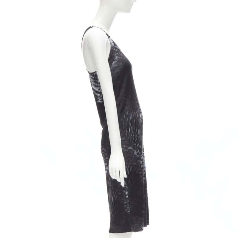 Gucci One Shoulder Dress Grey Viscose Never worn - Model View