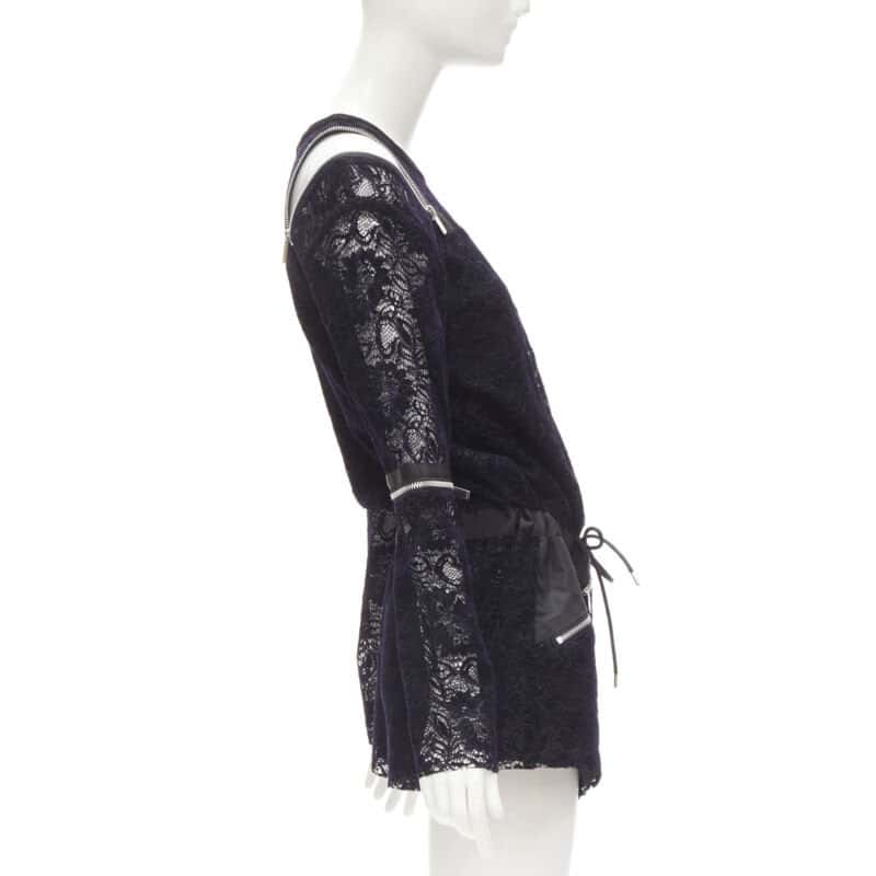 Sacai Velvet Lace Romper Navy Polyester Very good condition - Model View