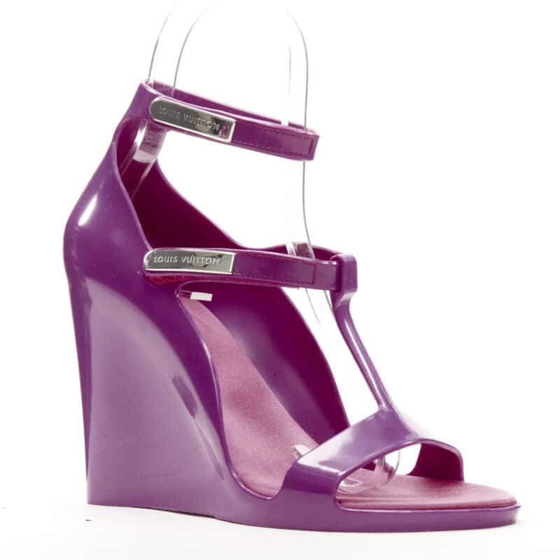 Louis Vuitton Purple Rubber Wedge Purple Rubber Never worn - Back View