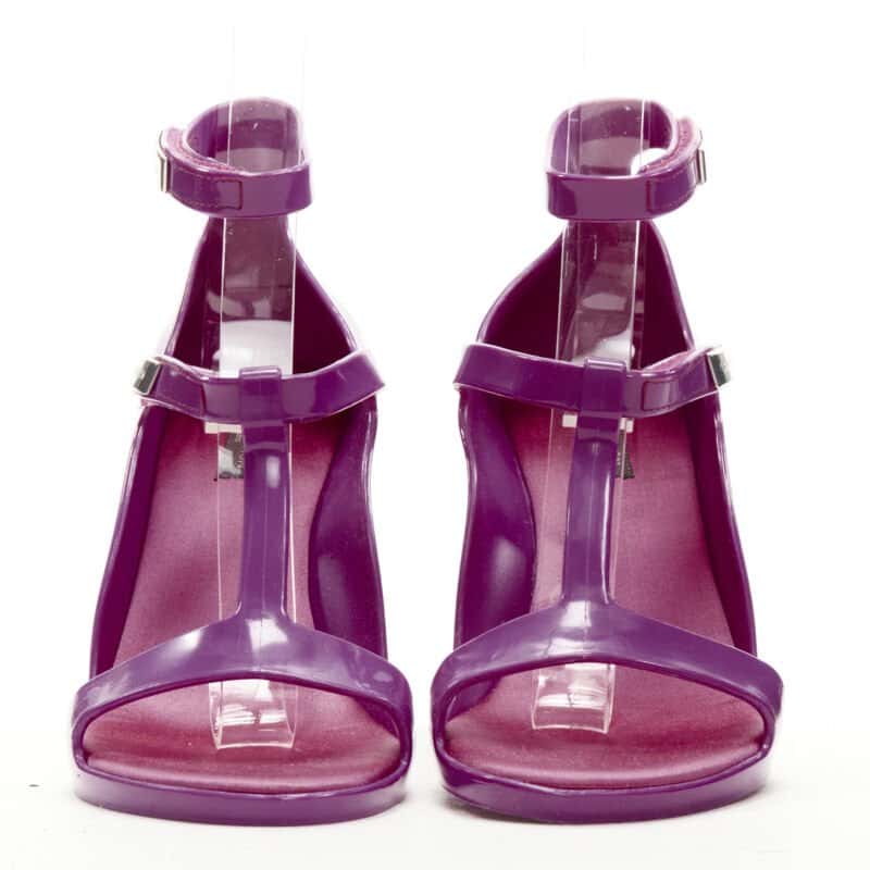 Louis Vuitton Purple Rubber Wedge Purple Rubber Never worn - Inside View
