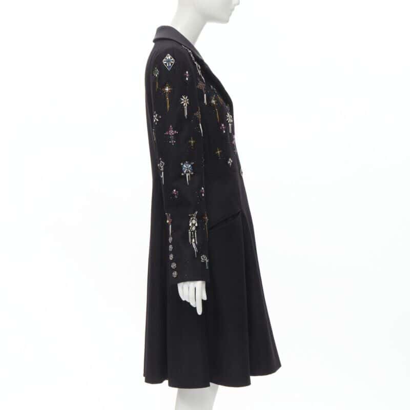 Chanel Black Punk Cashmere Coat Black Wool Never worn - Model View
