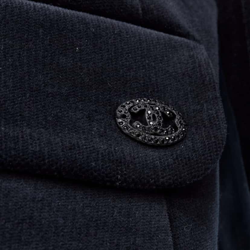 Chanel Velvet Tuxedo Blazer Navy Velvet Never worn - Back View