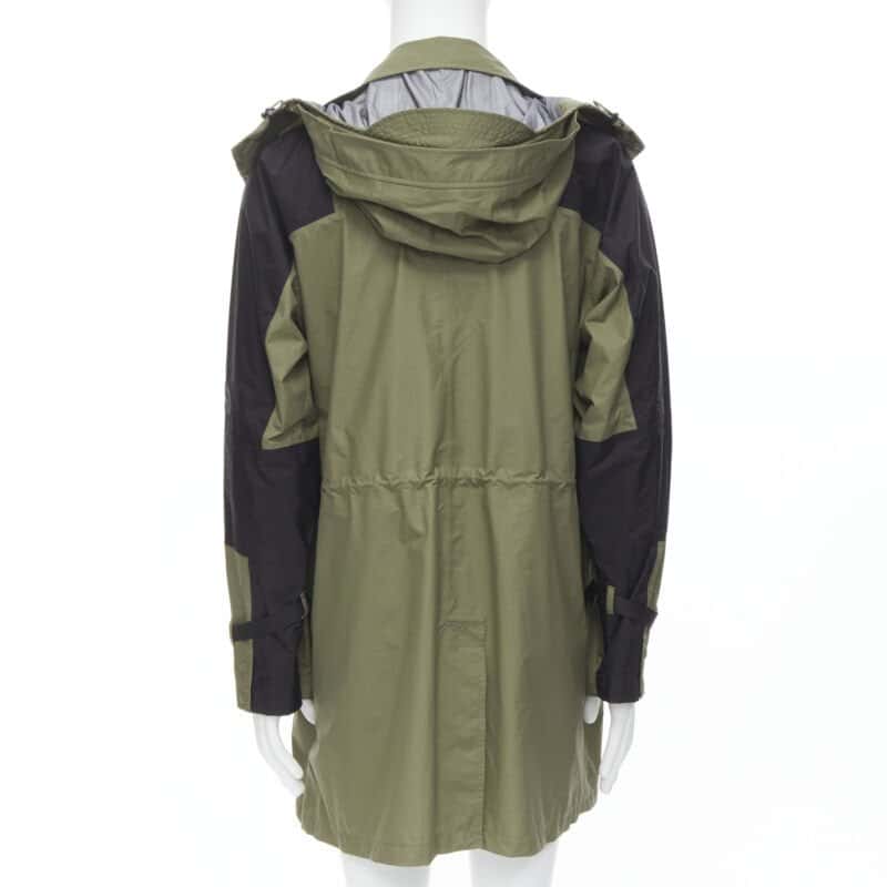 The North Face Green Gore Tex Raincoat Green Very good condition - Box View