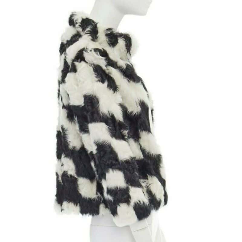 Dries Van Noten Goat Fur Boxy Sweater Black Fur Very good condition - Model View
