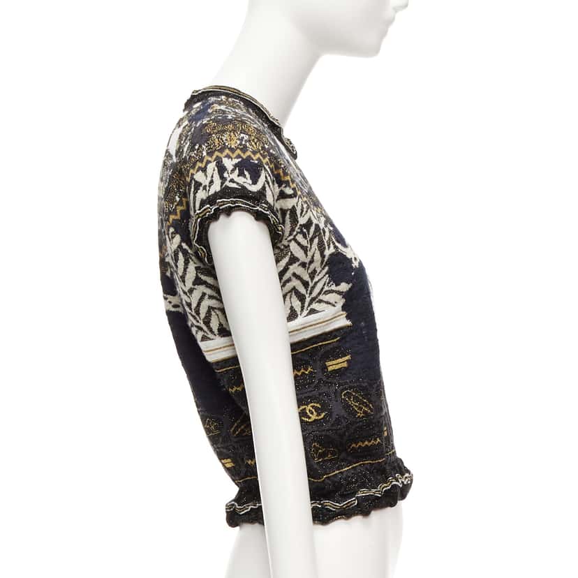Chanel Egyptian CC Sweater Black Cotton Never worn - Model View