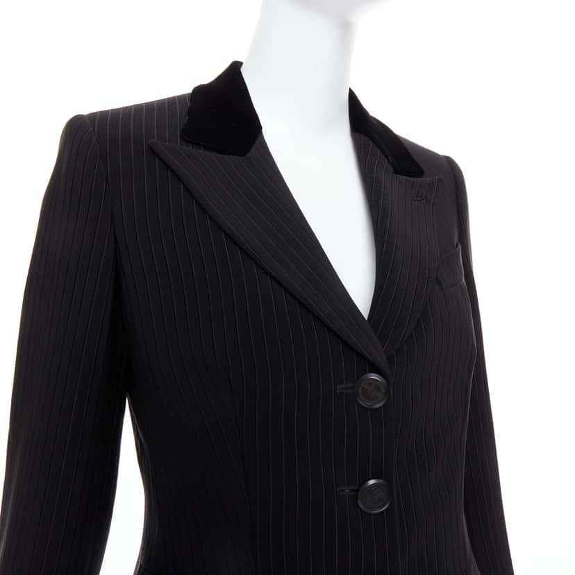 Giorgio Armani Peak Lapel Blazer Black Very good condition - Back View