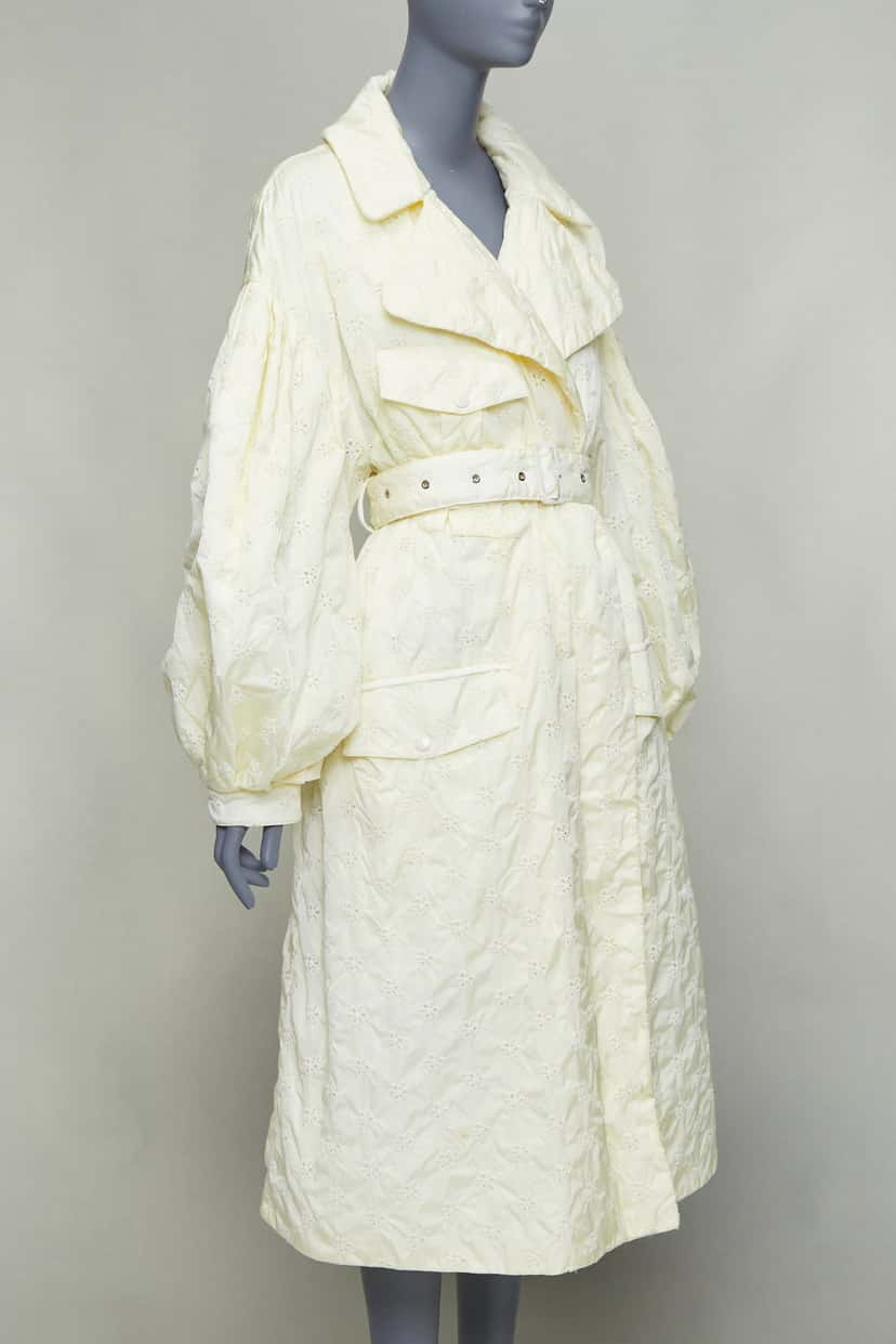 Moncler Cream Goose Down Coat Ecru Polyamide Good condition - Inside View