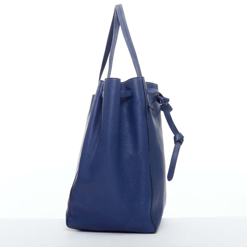 Celine Cabas Phantom Blue Leather Fair condition - Model View