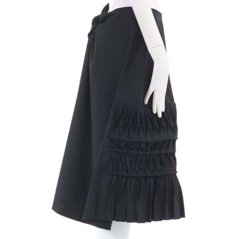 Junya Watanabe Origami Wrap Skirt Black Wool Never worn - Model View