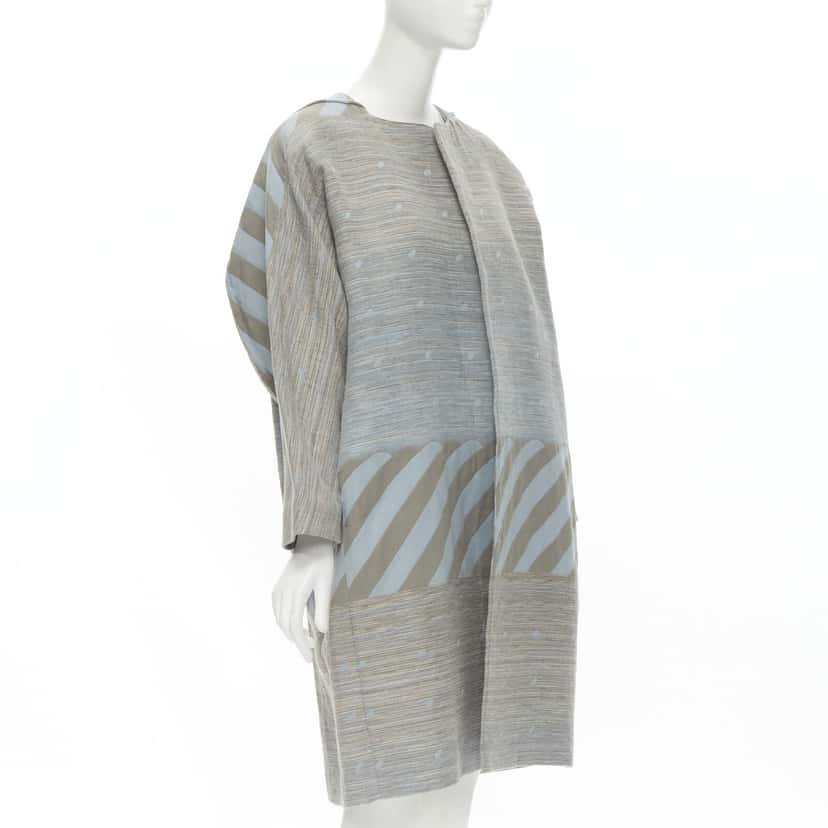 Issey Miyake Grey Jacquard Cocoon Coat Grey Cotton Never worn - Model View