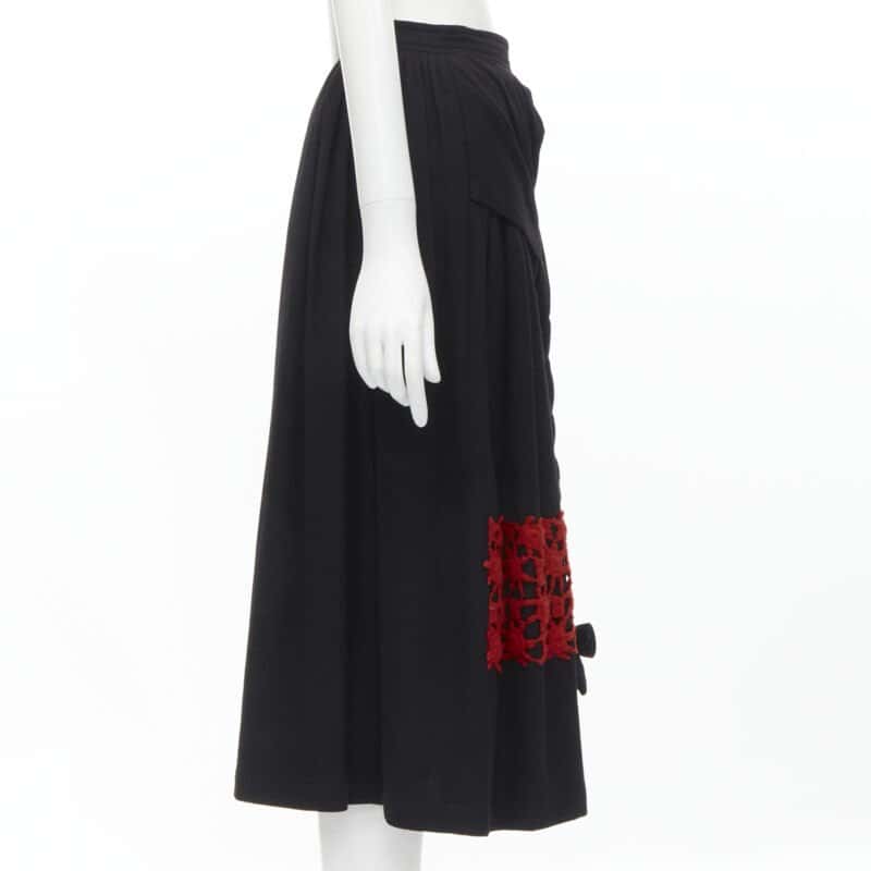 Comme Des Garcons Braid Embroidery Skirt Black Wool Never worn - Model View