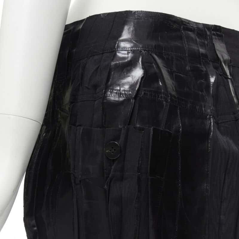 Issey Miyake Lacquered Mini Skirt Black Cotton Very good condition - Back View