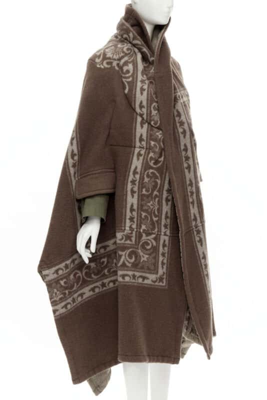 Comme Des Garcons Brown Wool Cocoon Coat Brown Wool Never worn - Inside View