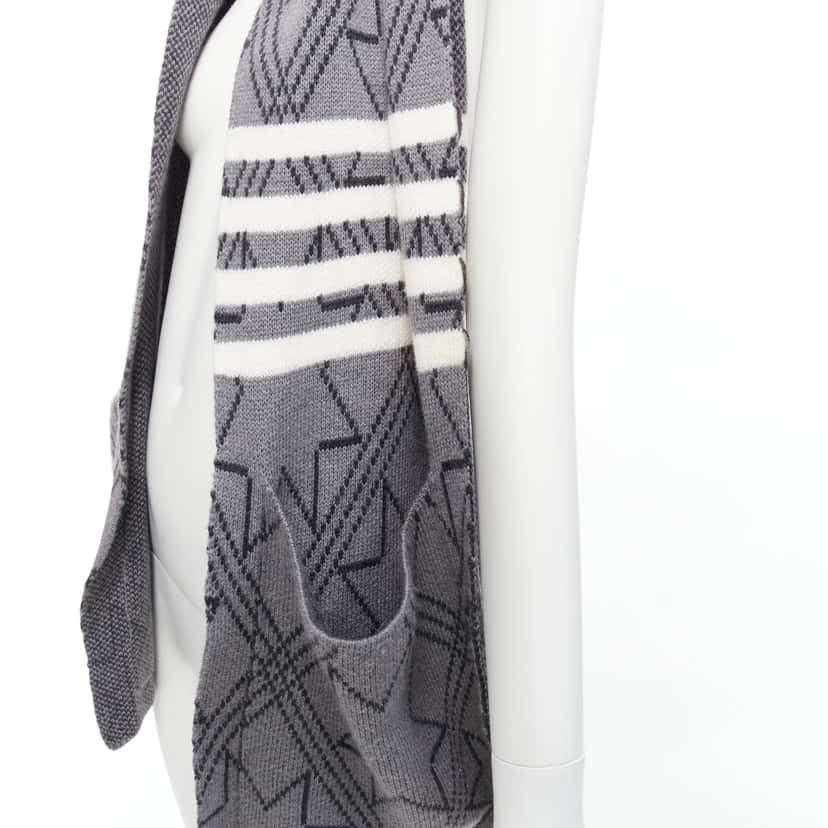 Thom Browne Graphic Star Scarf Grey Very good condition - Back View