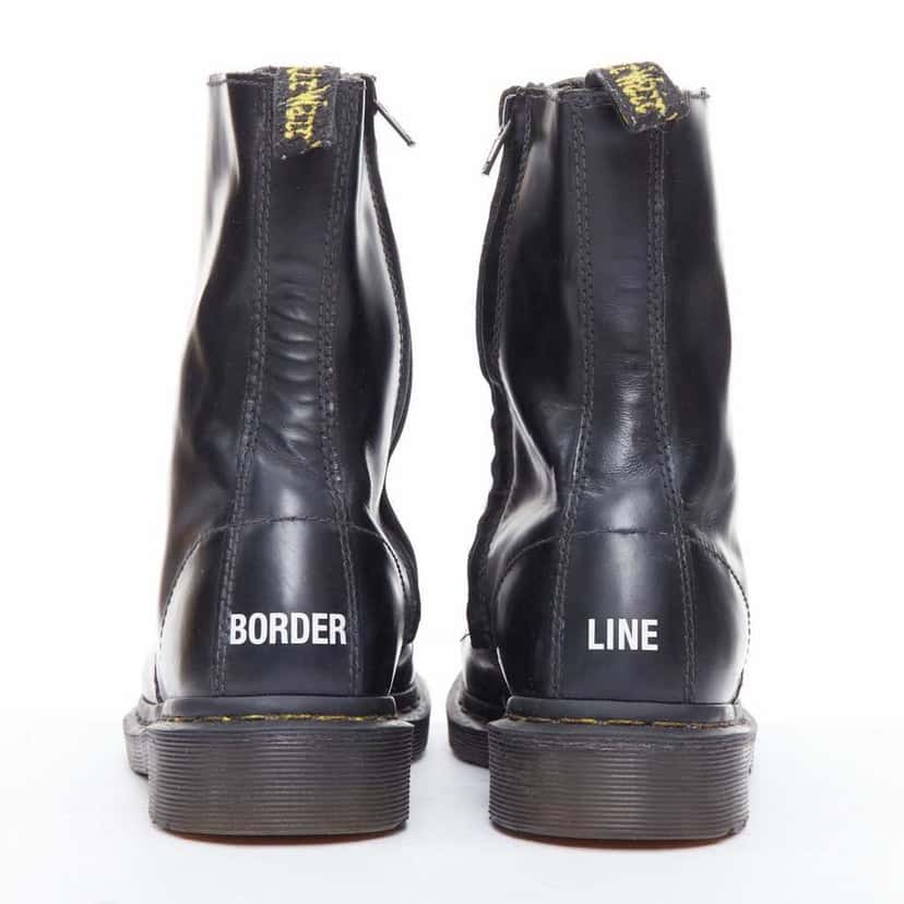 Vetements Laceless Combat Boots Black Leather Fair condition - Box View