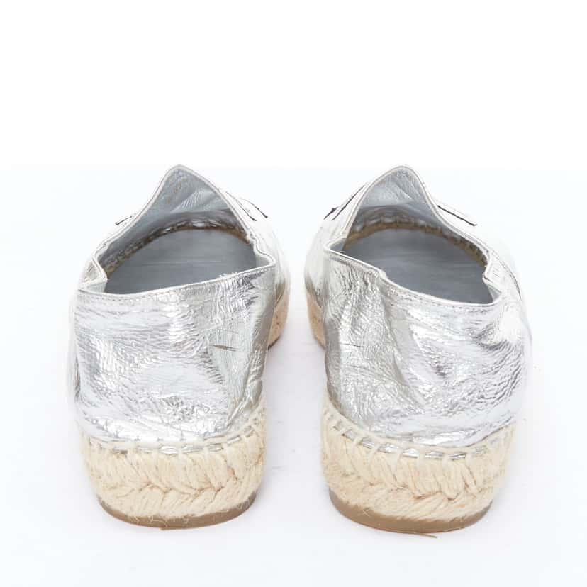 Chanel Woven Leather Flats Silver Leather Good condition - Box View