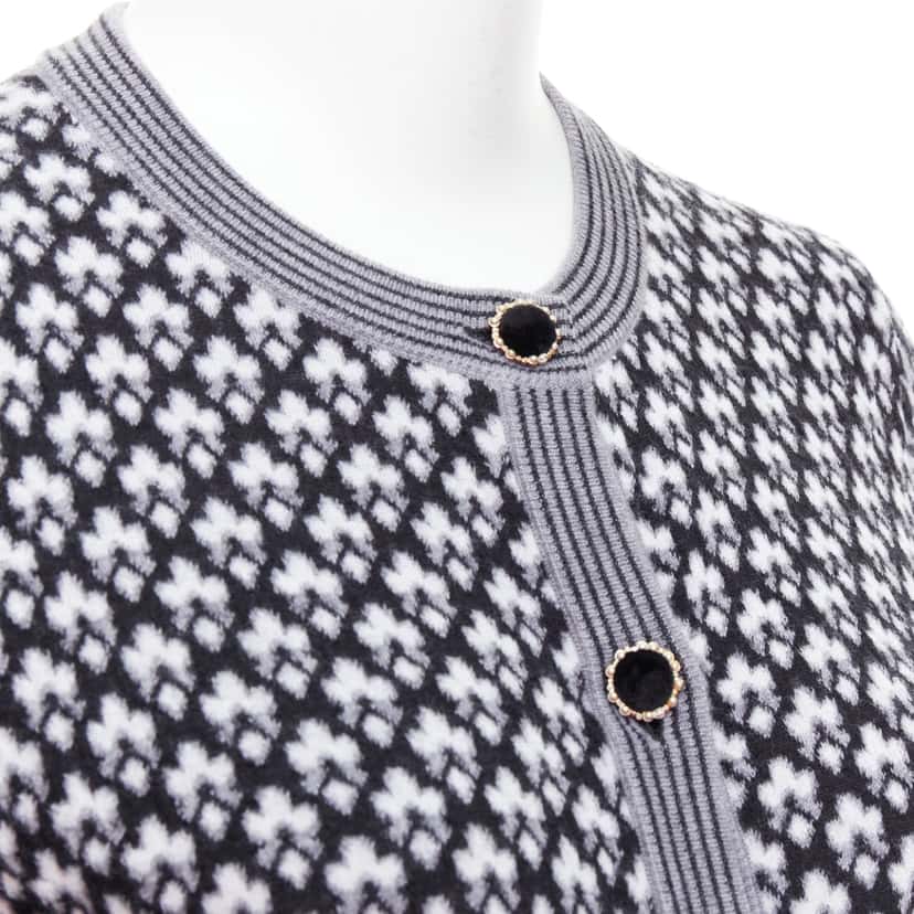 Chanel Velvet Button Cardigan Black Cashmere Very good condition - Back View