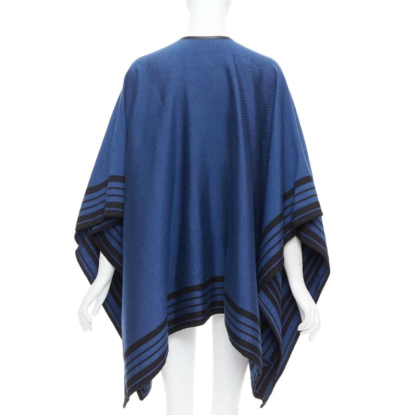 Louis Vuitton Cashmere Tassel Poncho Blue Cashmere Good condition - Box View