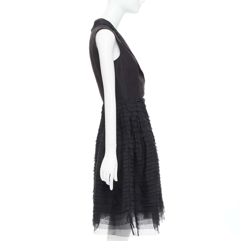 Oscar De La Renta Tiered Puff Dress Black Silk Good condition - Model View
