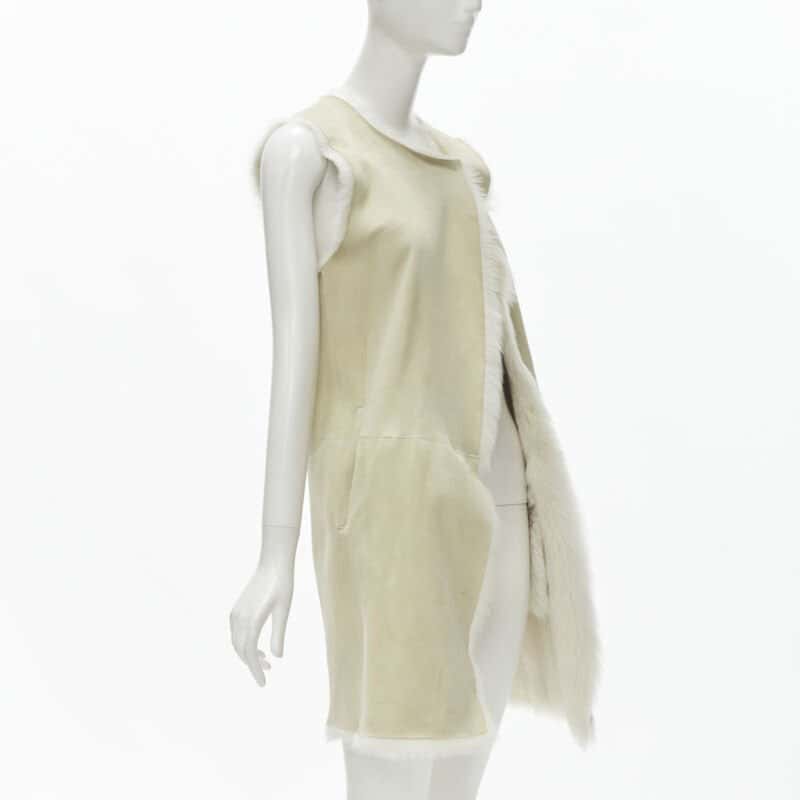Theory Beige Shearling Suede Vest Beige Fur Very good condition - Model View