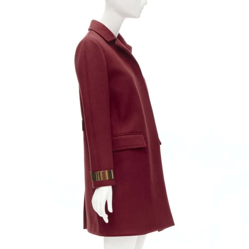 Burberry Red Cashmere Bar Coat Red Cashmere Very good condition - Model View