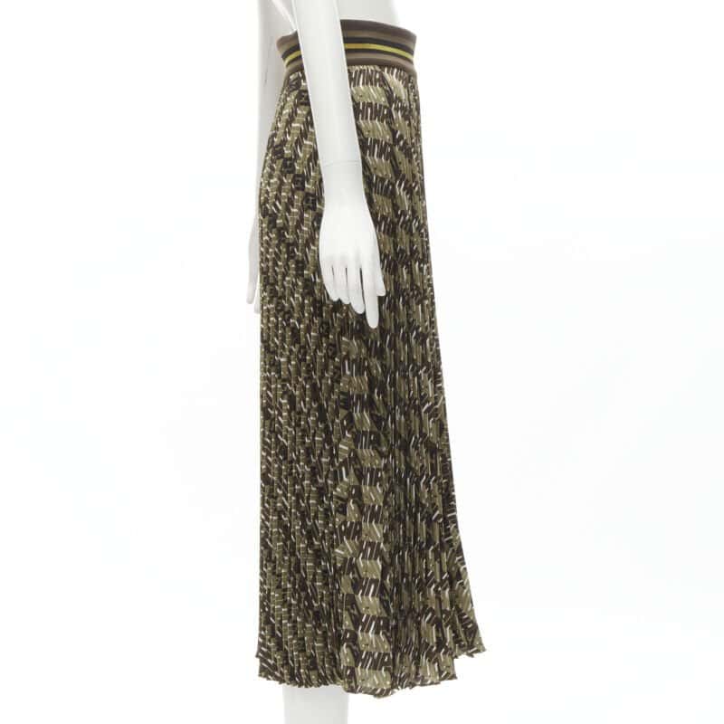 Fendi Graphic Pleated Skirt Brown Silk Never worn - Model View