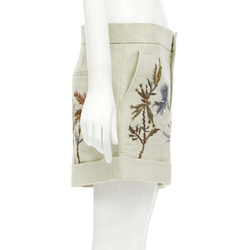 Christian Dior Dandelion Cuffed Shorts Beige Cotton Never worn - Model View