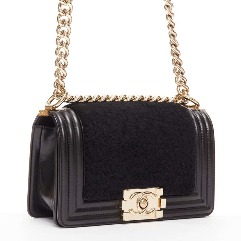Chanel Boy Small Black Leather Very good condition - Inside View