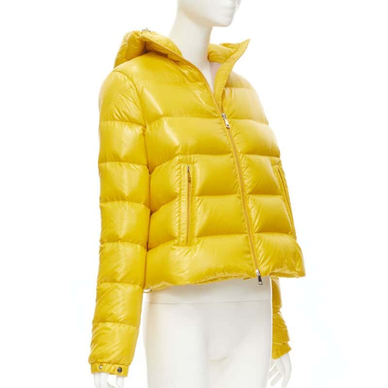 Moncler Yellow Goose Down Puffer Yellow Never worn - Inside View
