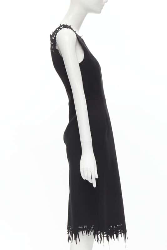 Oscar De La Renta Scribble Sheath Dress Black Polyester Very good condition - Model View