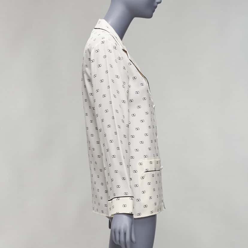Valentino Garavani Piping Pajama Shirt Beige Silk Never worn, with tag - Model View