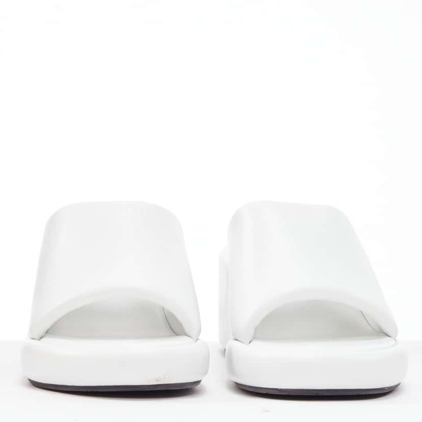 Balenciaga Rise White Leather Good condition - Model View