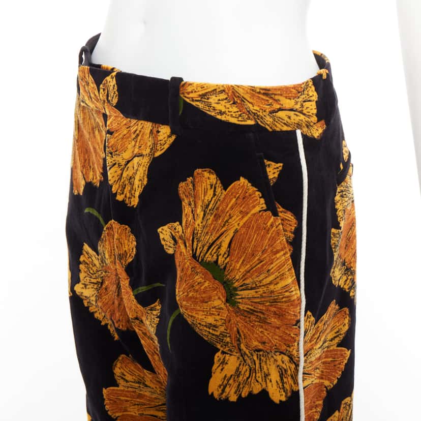 Gucci Floral Velvet Pants Black Velvet Very good condition - Back View
