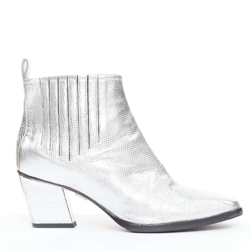 Roger Vivier Cone Heel Point Boots Silver Leather Good condition - Front View